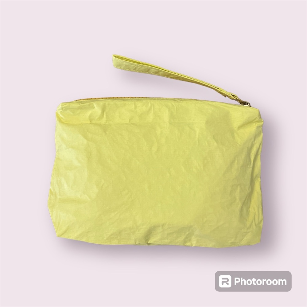 NEW! Madewell Cosmetic Pouch Wristlet 8”x5.5” Yellow with Beach Scene - Picture 2 of 6